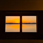 Sonnenaufgang aus Kabinenfenster