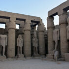 Statuen in Luxor Tempel