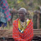 Frau im Masai Dorf