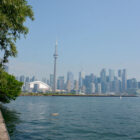 Sicht von Toronto Island auf die Skyline der Stadt