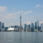 Sicht von Toronto Island auf die Skyline der Stadt