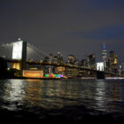 Brooklyn Bridge bei Nacht