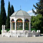 Park bei Sameba Kathedrale