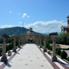 Park bei Sameba Kathedrale